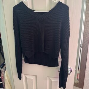 Target Wild Fable Cropped V Neck Sweater - S